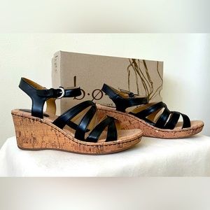 B.O.C. Born Concept Edya Wedge Sandal size 8